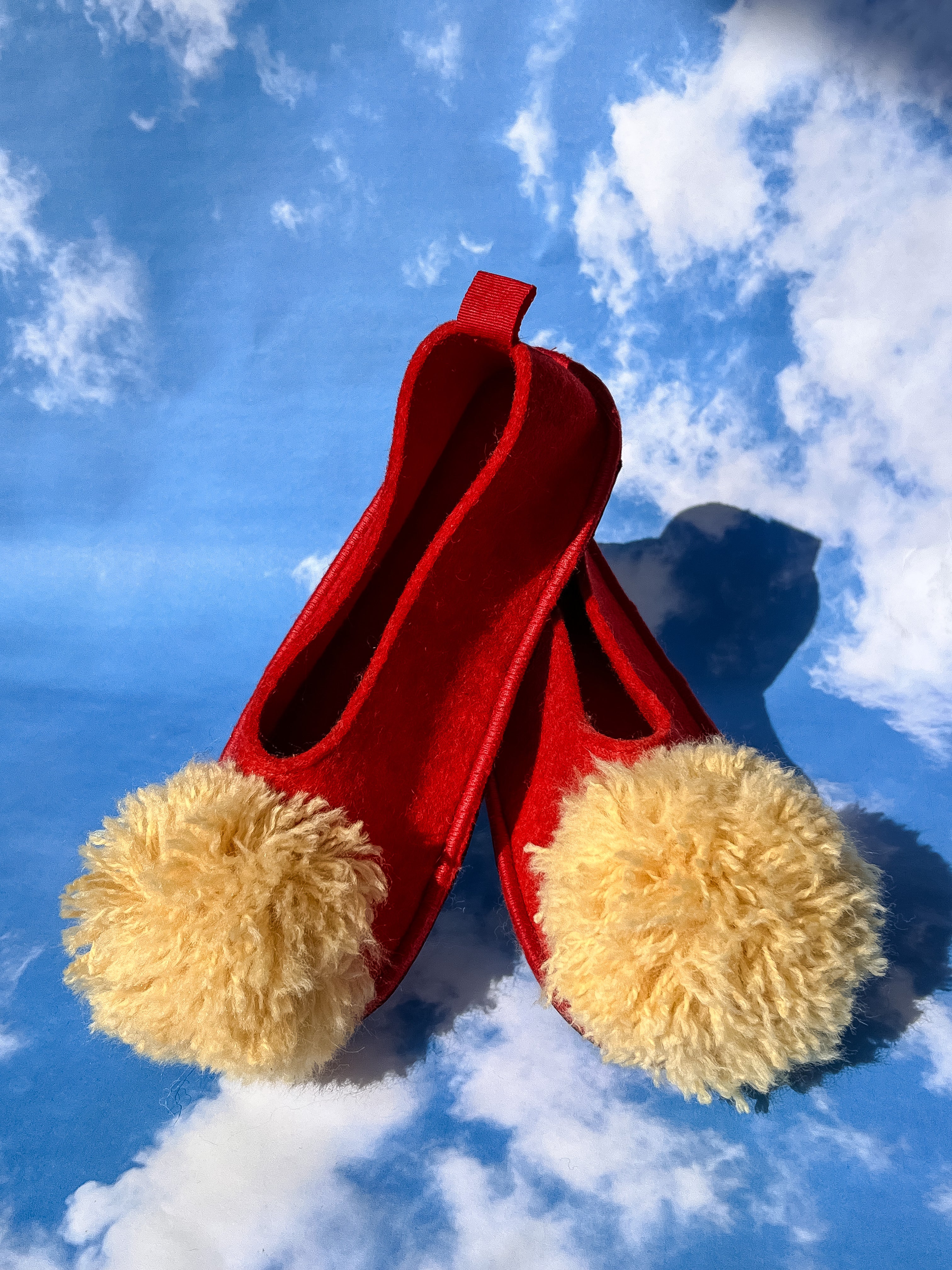 STRAWBERRY VANILLA vegan slippers