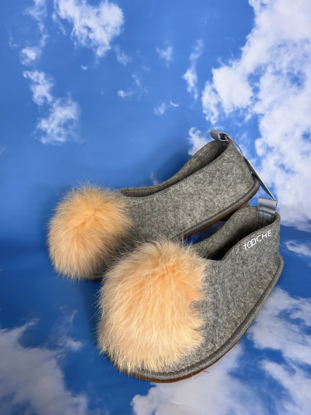 PEACH FUZZ slippers