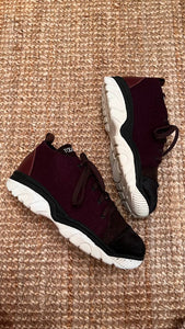 BURGUNDY sneakers – size 38