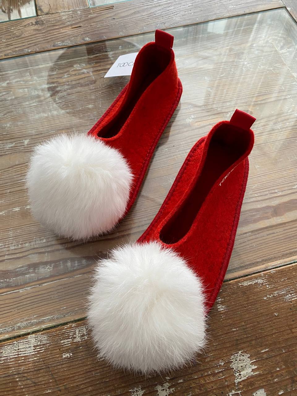 SUGARED CRANBERRY slippers