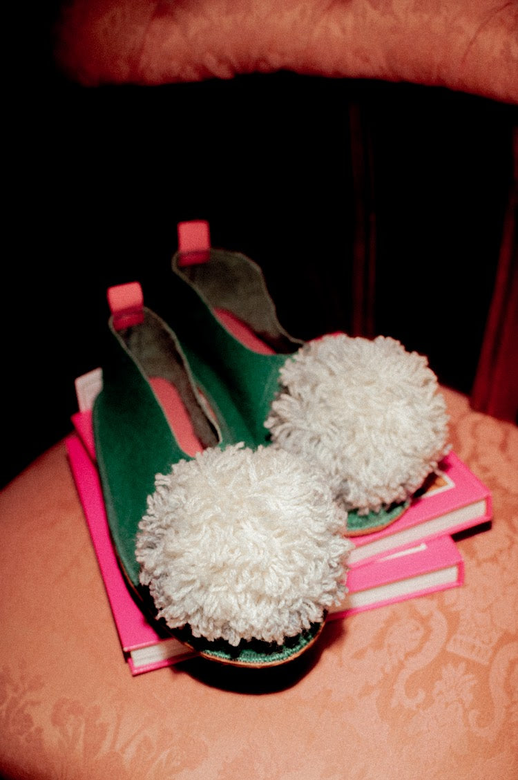 PINEAPPLE LEAF slippers