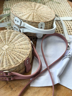 WHITE PEONY STRAW bag with bugs