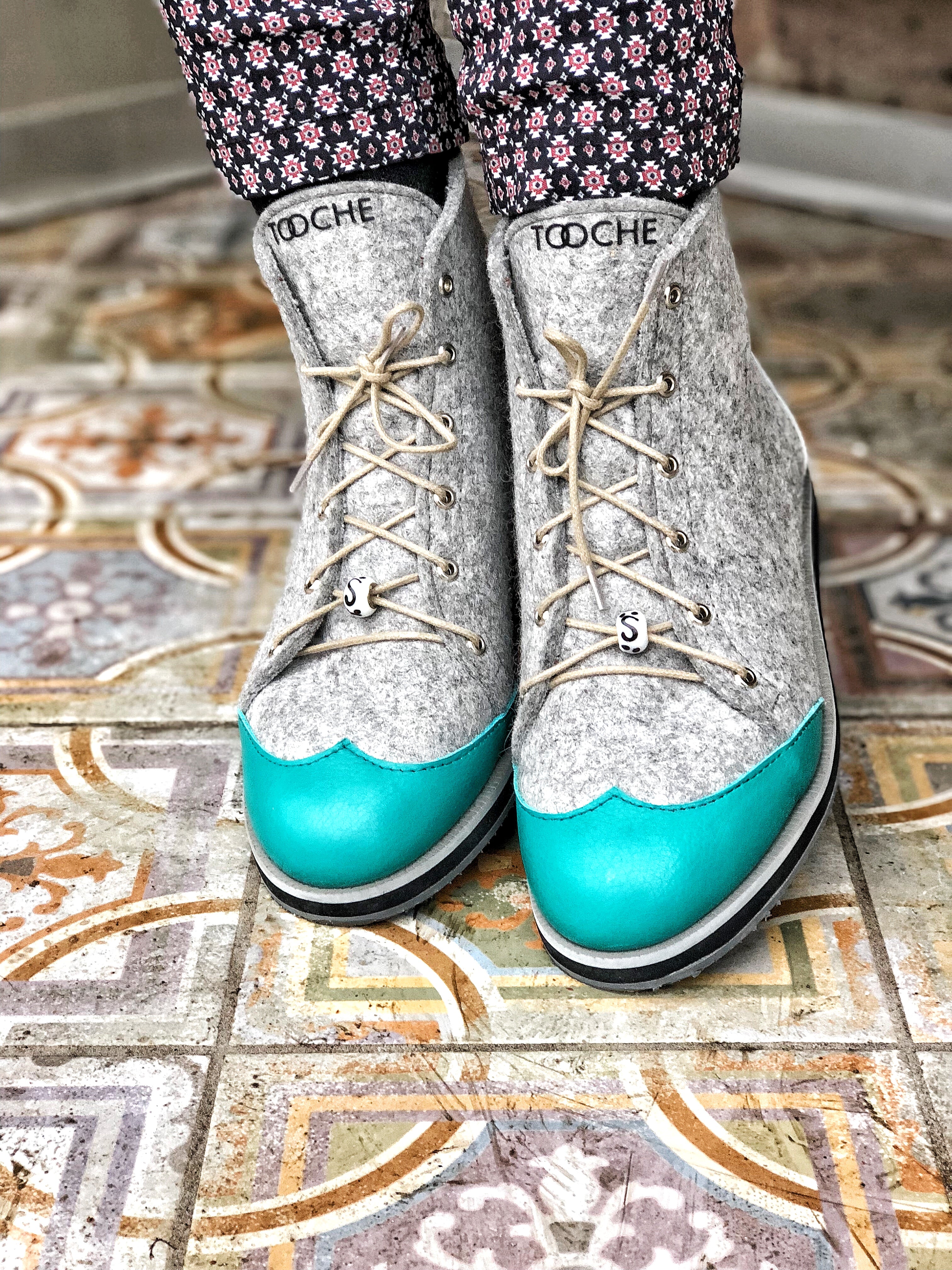 Oxford turquoise shoes